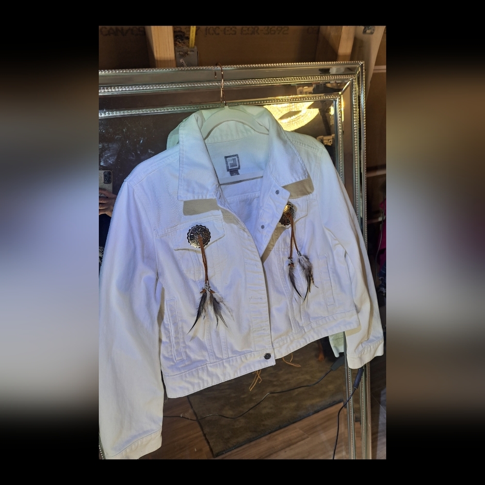 White Beaded Women's Jean Jacket - Picture 3 of 13
